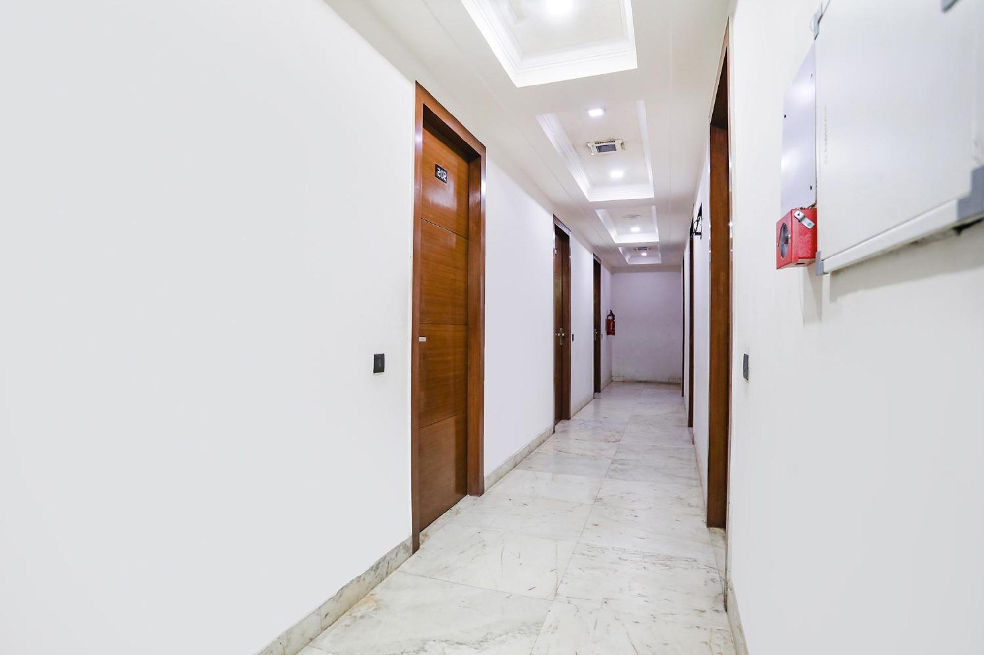 Fabhotel Grand Sparrow Tajganj Экстерьер фото